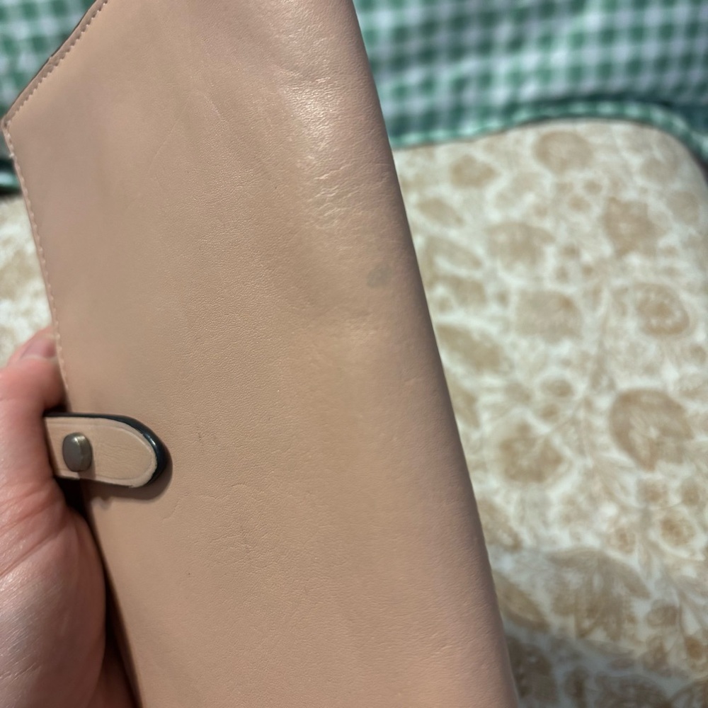 Genuine Leather Pale Pink Women's Wallet/Clutch - Picture 10 of 13